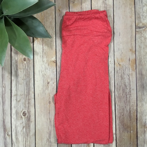✨OS Red Heathered Leggings by LuLaRoe✨ - Picture 1 of 3